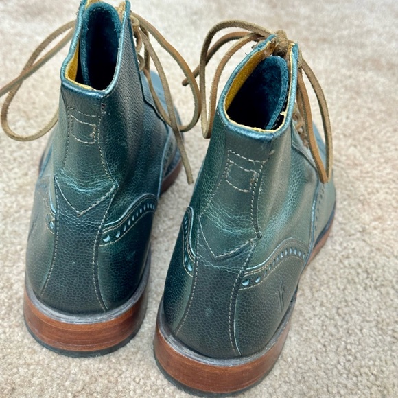 Frye USA Men’s 8.5 Arkansas Brogue Leather Boots Sold Elsewhere - Picture 8 of 10